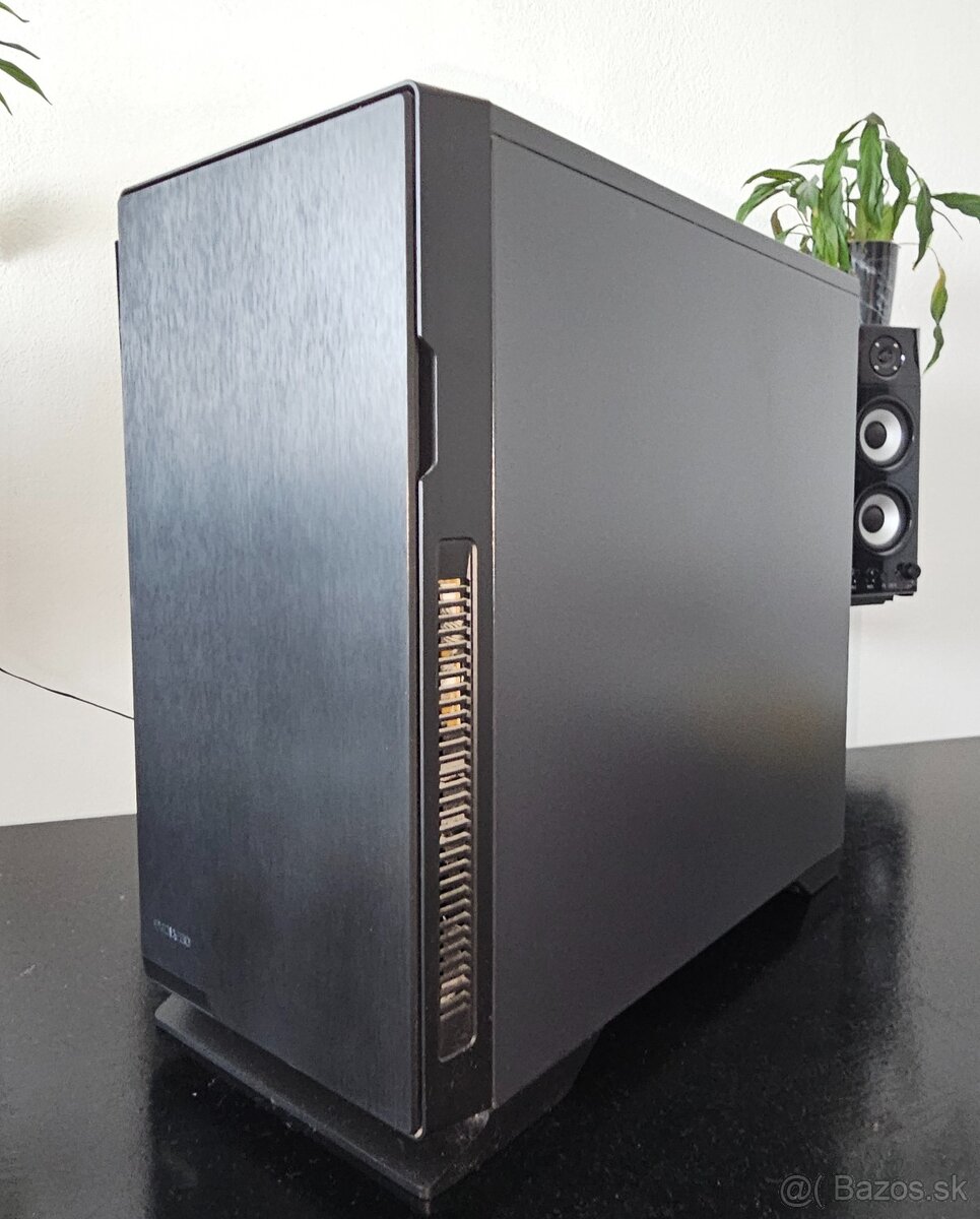 Intel i7 8700k, 32GB RAM, RTX 2080Ti 11GB, 1TB M.2 NVMe,