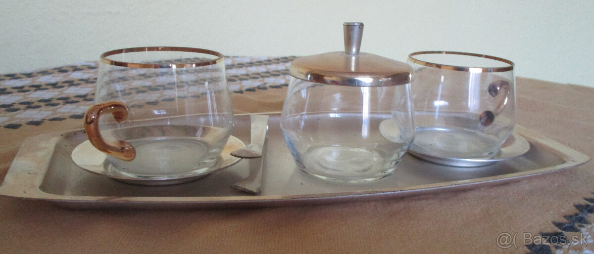 Predám retro súpravu, pár pohárov na kávu/čaj s cukorničkou