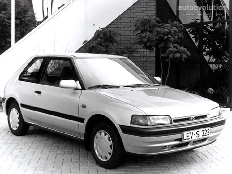 Sklenený šíber mazda 323 BG c