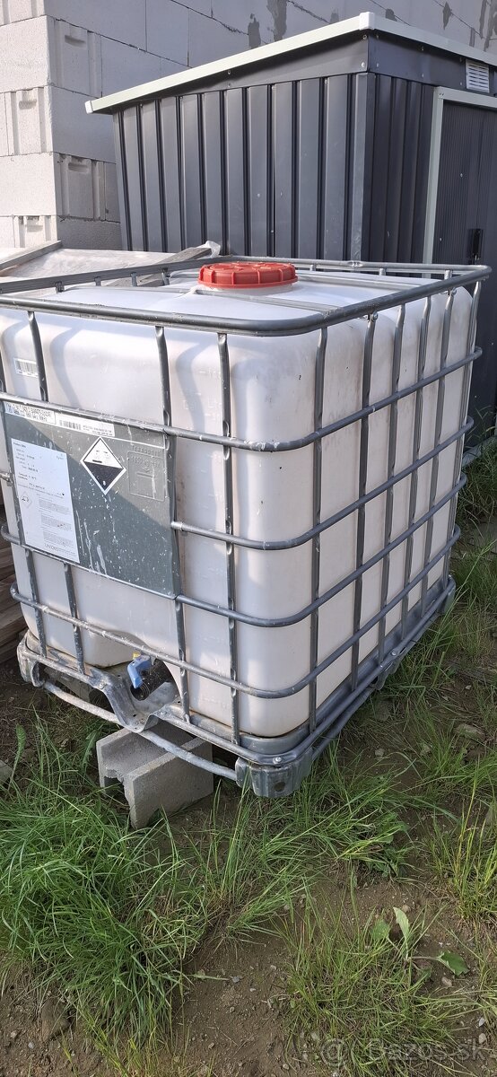 IBC nádrž 1000L