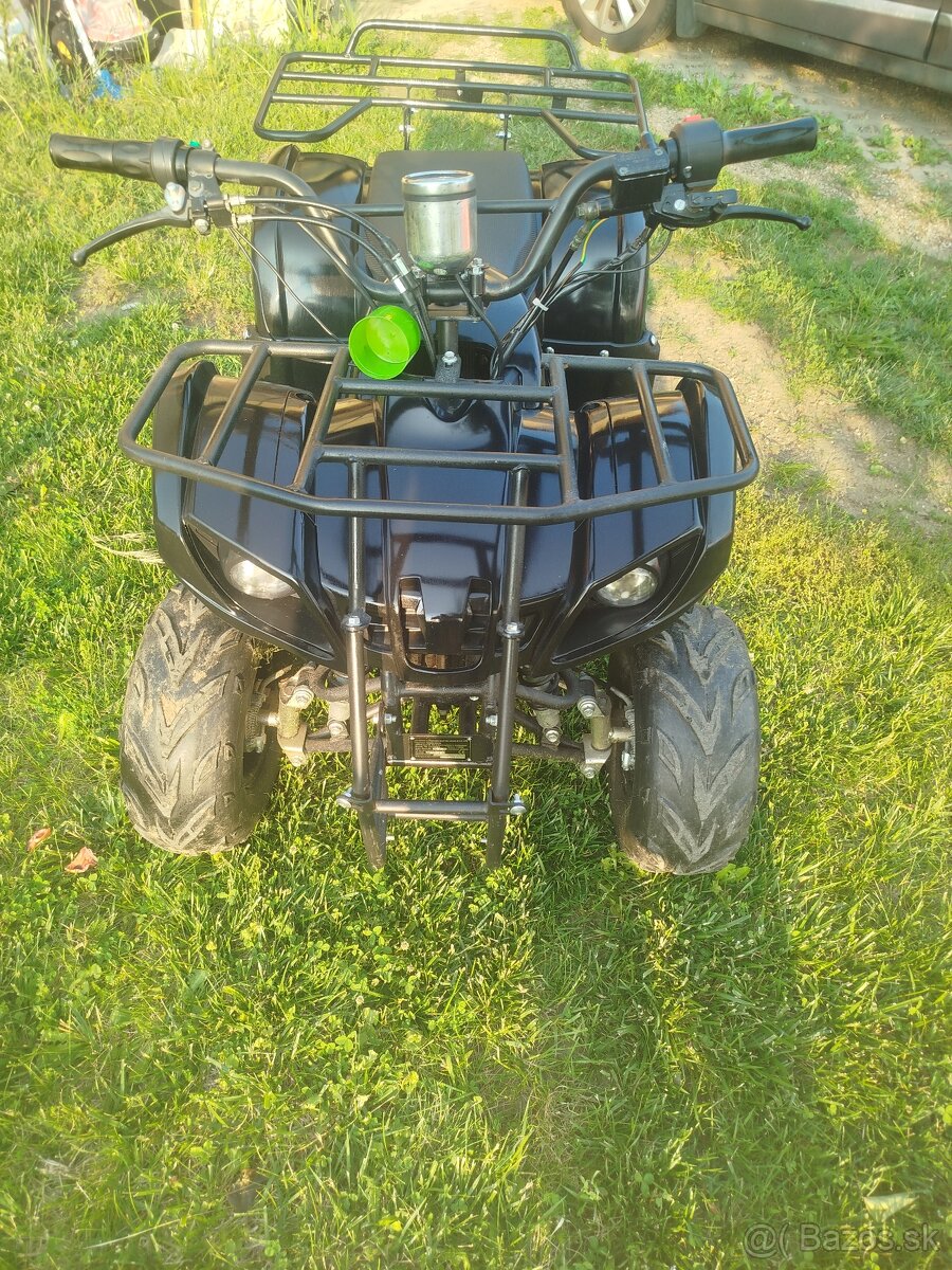Štvorkolka 1200w top stav ako nová
