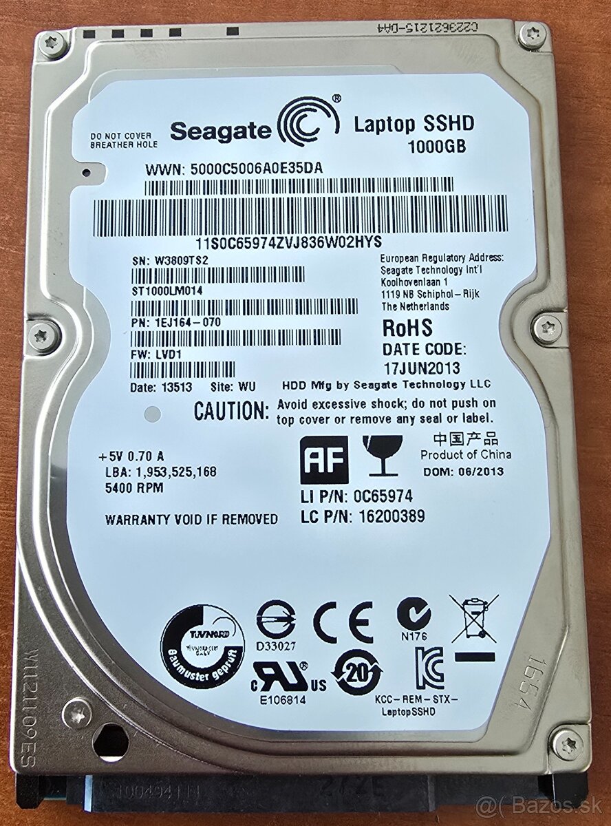 Predám 2.5" SSHD disk Seagate 1TB (ST1000LM014)
