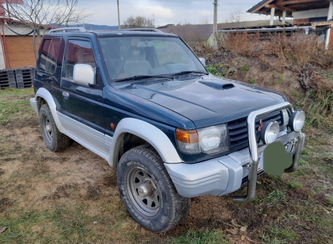 Mitsubishi pajero 2