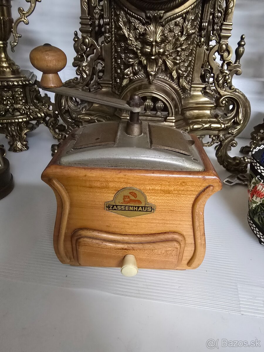 Krásny mlyncek na kavu ZASEENHAUS