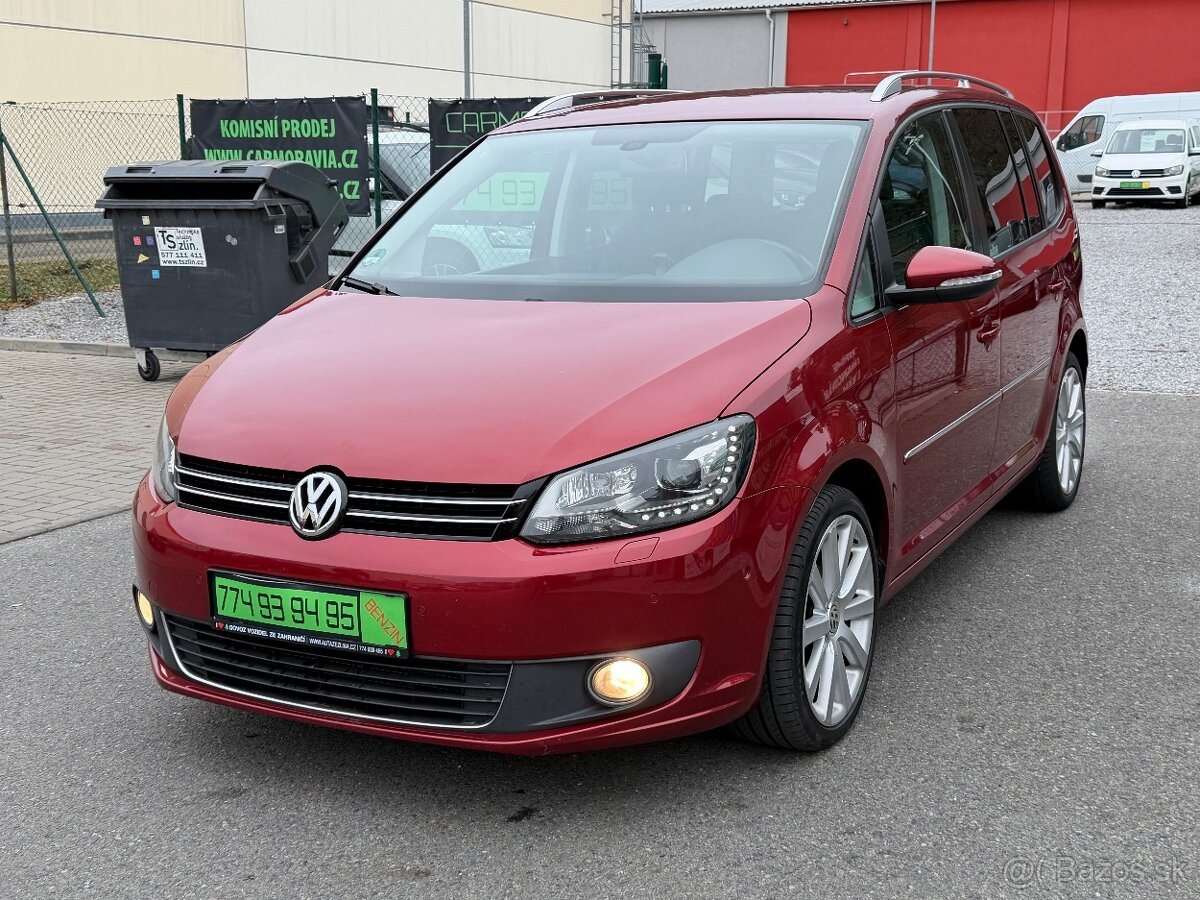 VOLKSWAGEN TOURAN 1,4 TSI, aut.DSG,BI-XENON,NAVI