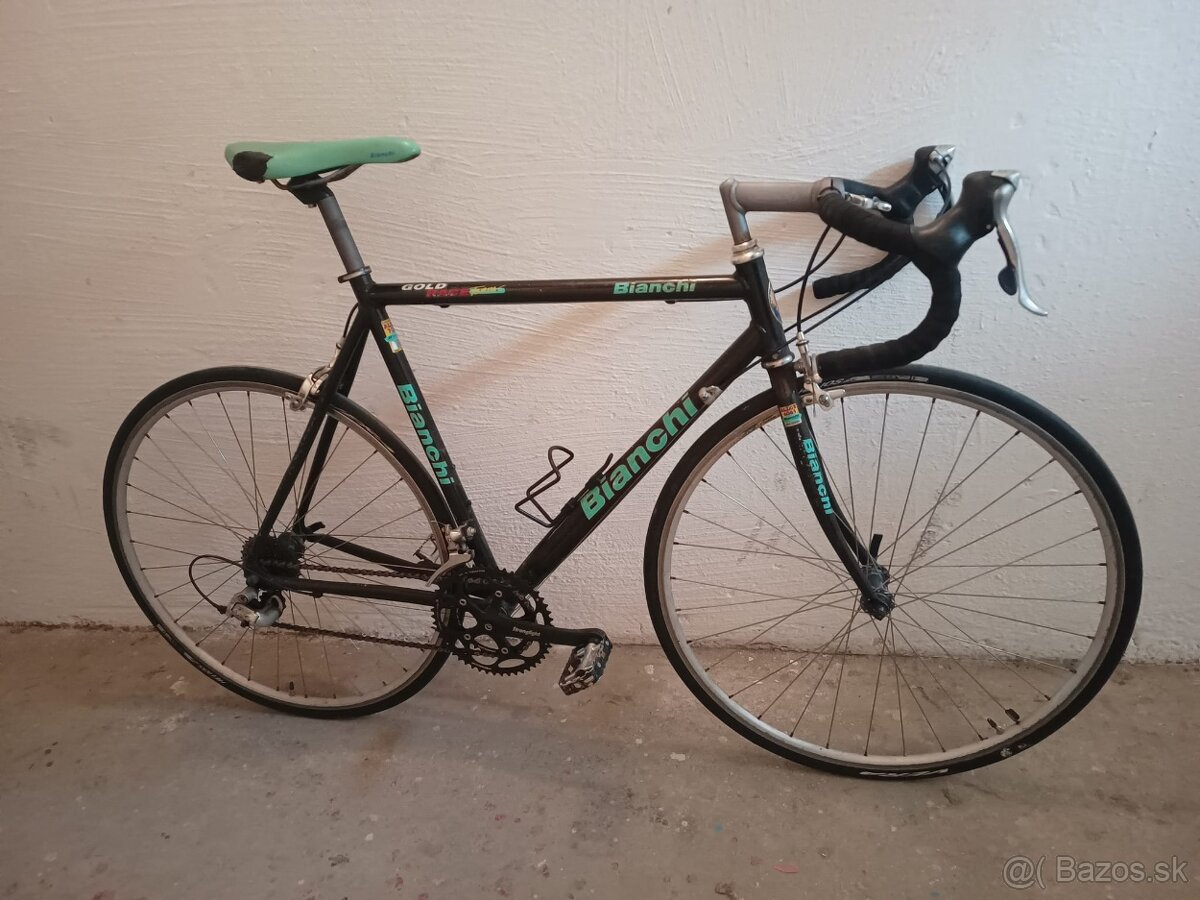 Predam cestny bicykel BIANCHI Campagnolo