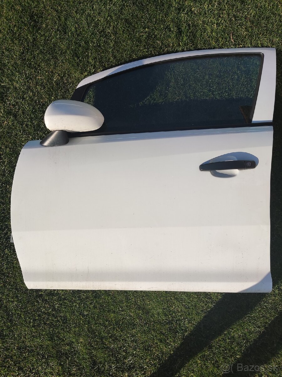 Dvere na Opel Corsa D - info v texte