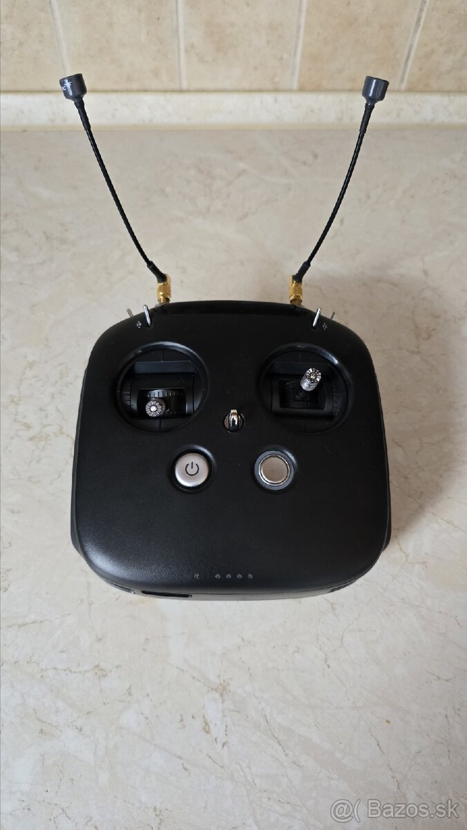 DJI FPV Remote controller (mód 2)