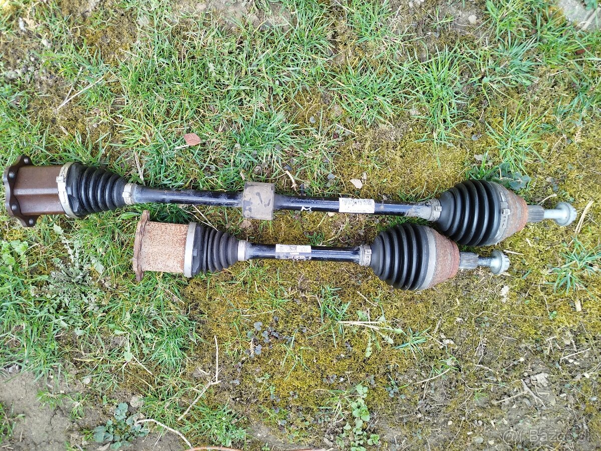 VW, Škoda poloosi