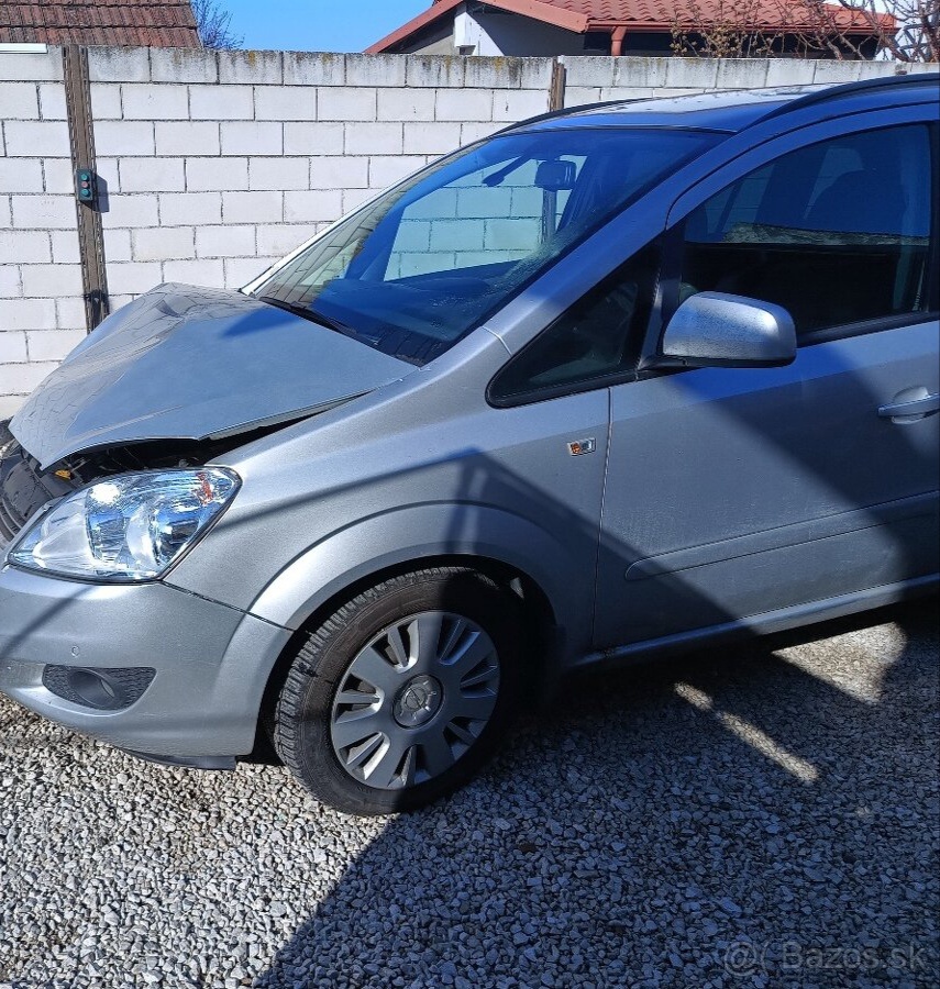 Opel Zafira B Lift model od roku 2005-2012
