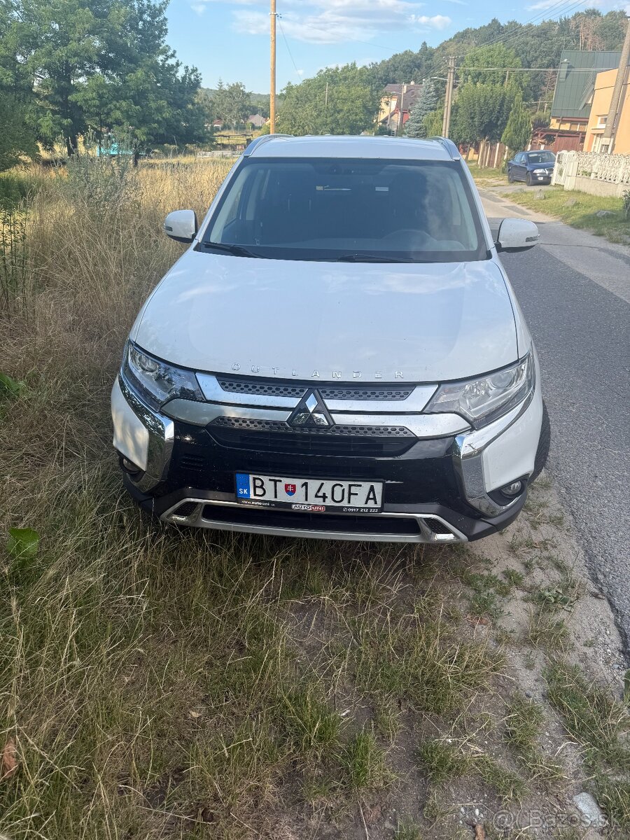 Mitsubishi Outlander 2.0 MIVEC Intense CVT
