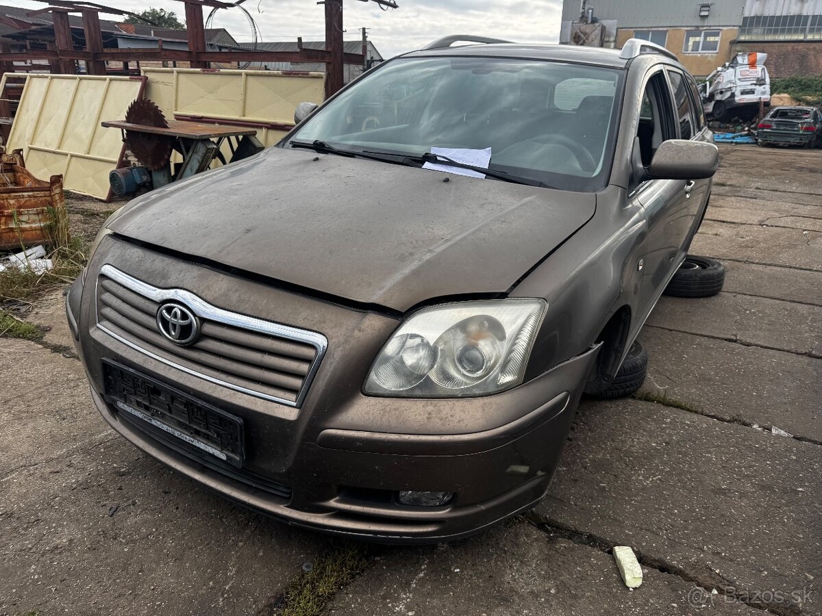 TOYOTA AVENSIS 2005 na náhradné diely ND