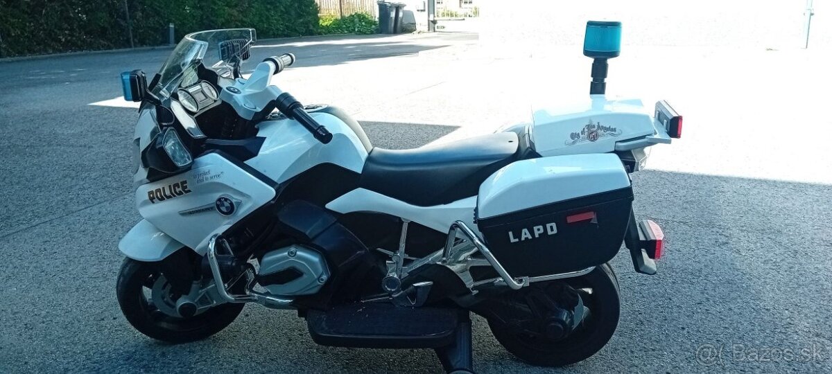 Elektrická policajná motorka BMW R 1200RT