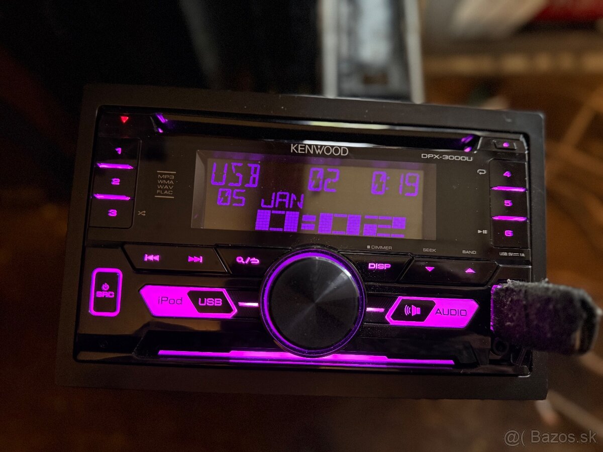 Kenwood DPX3000U  SONY CDX-G1300U Pioneer DEH-3200UB