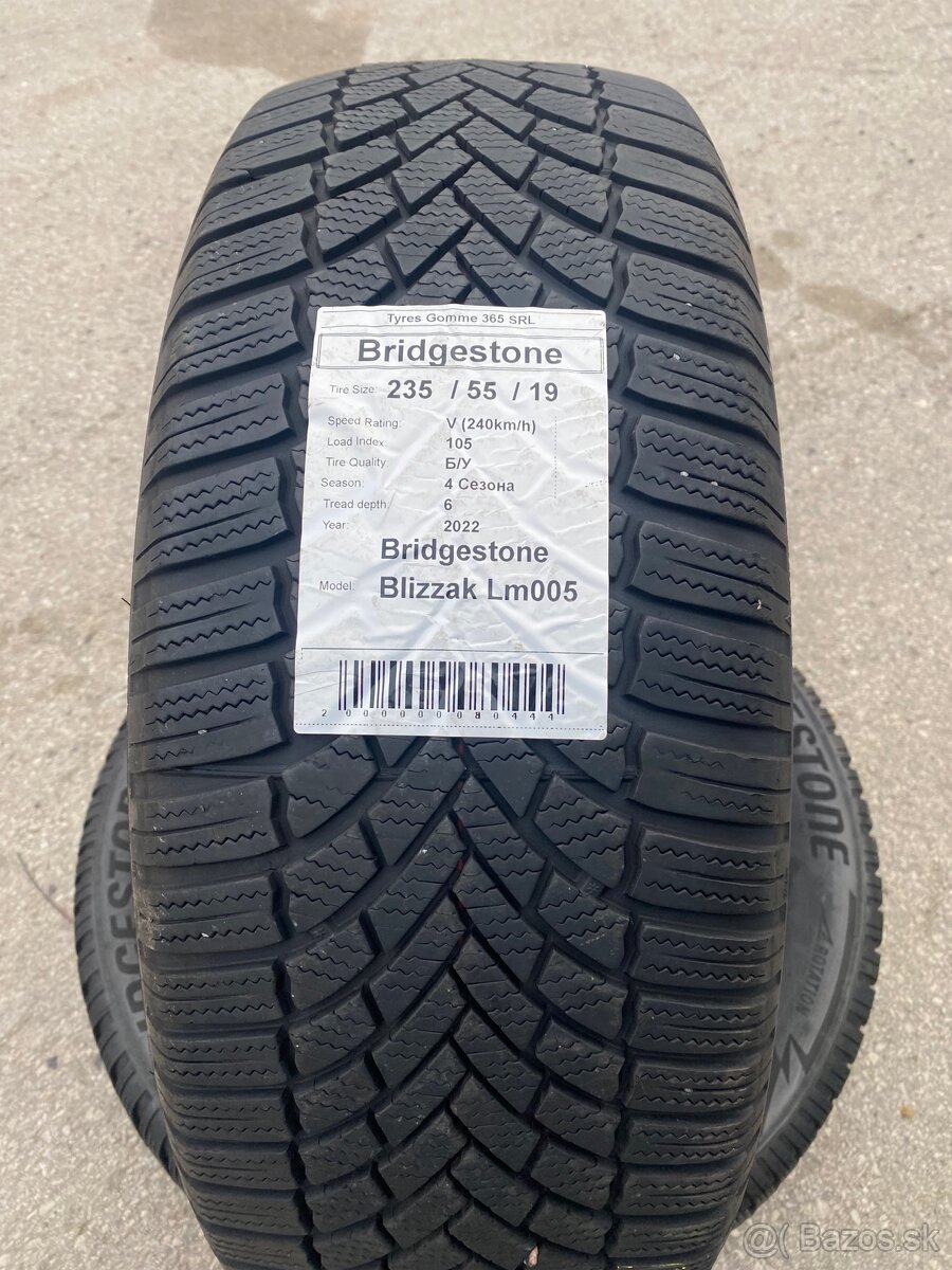 Bridgestone 235/55 R 19 celorocne