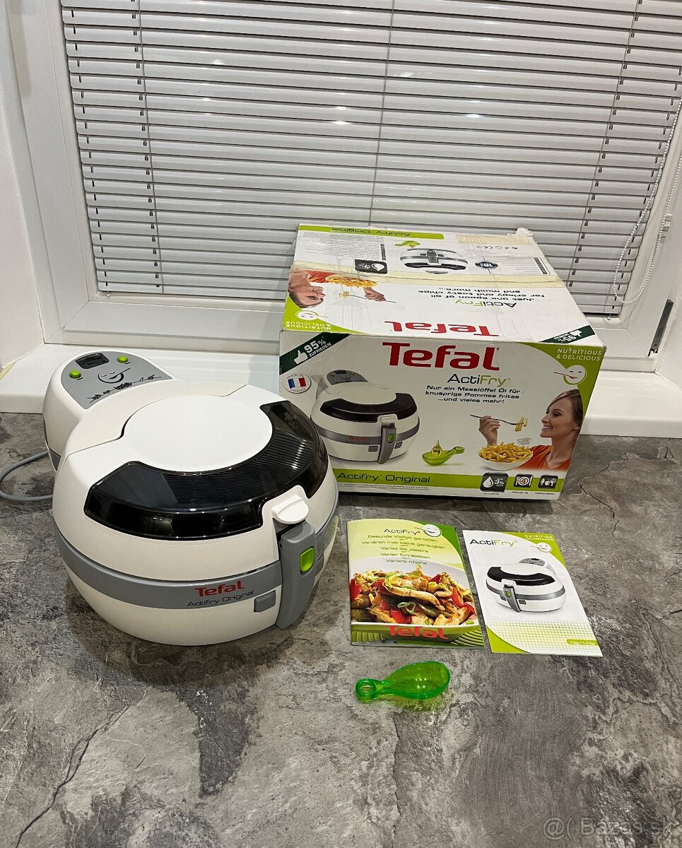 Tefal FZ 706017 ActiFry teplovzdušná fritéza