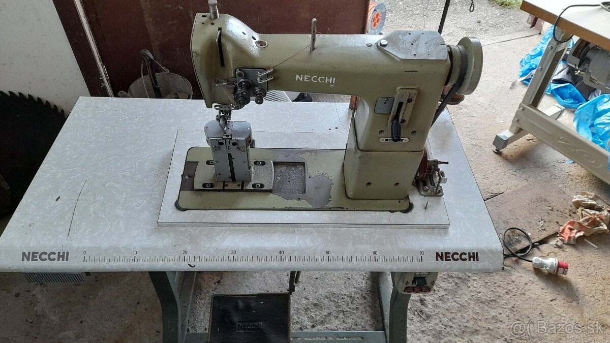 Dvojihlovka Necchi.