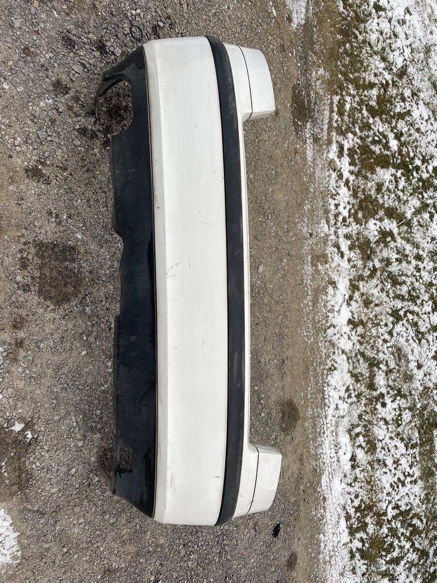 Zadný nárazník škoda octavia 2 sedan