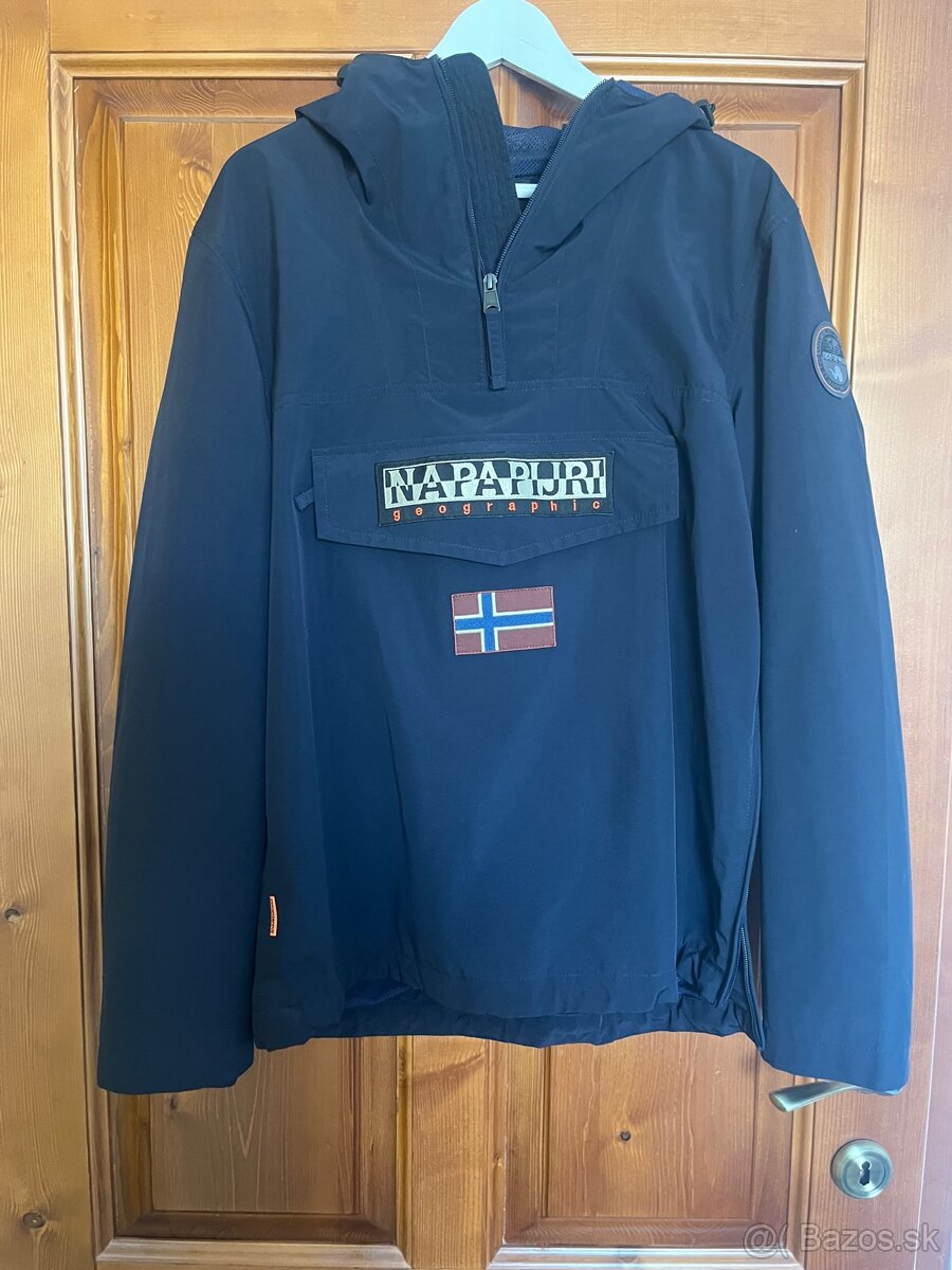 Bunda napapijri vel M