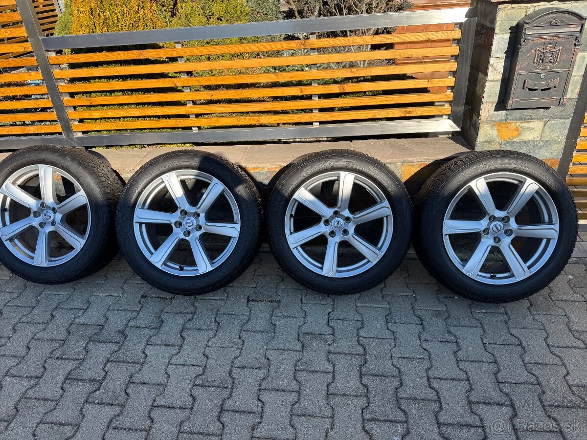 Volvo XC 90 originál - komplet zimné disky + gumy nokian