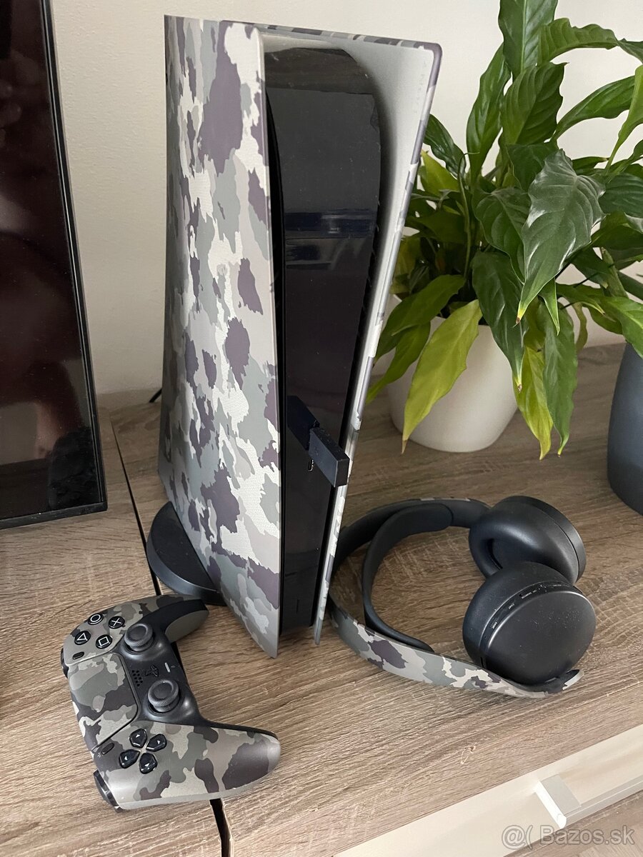 PS5 Digital Camo Combo