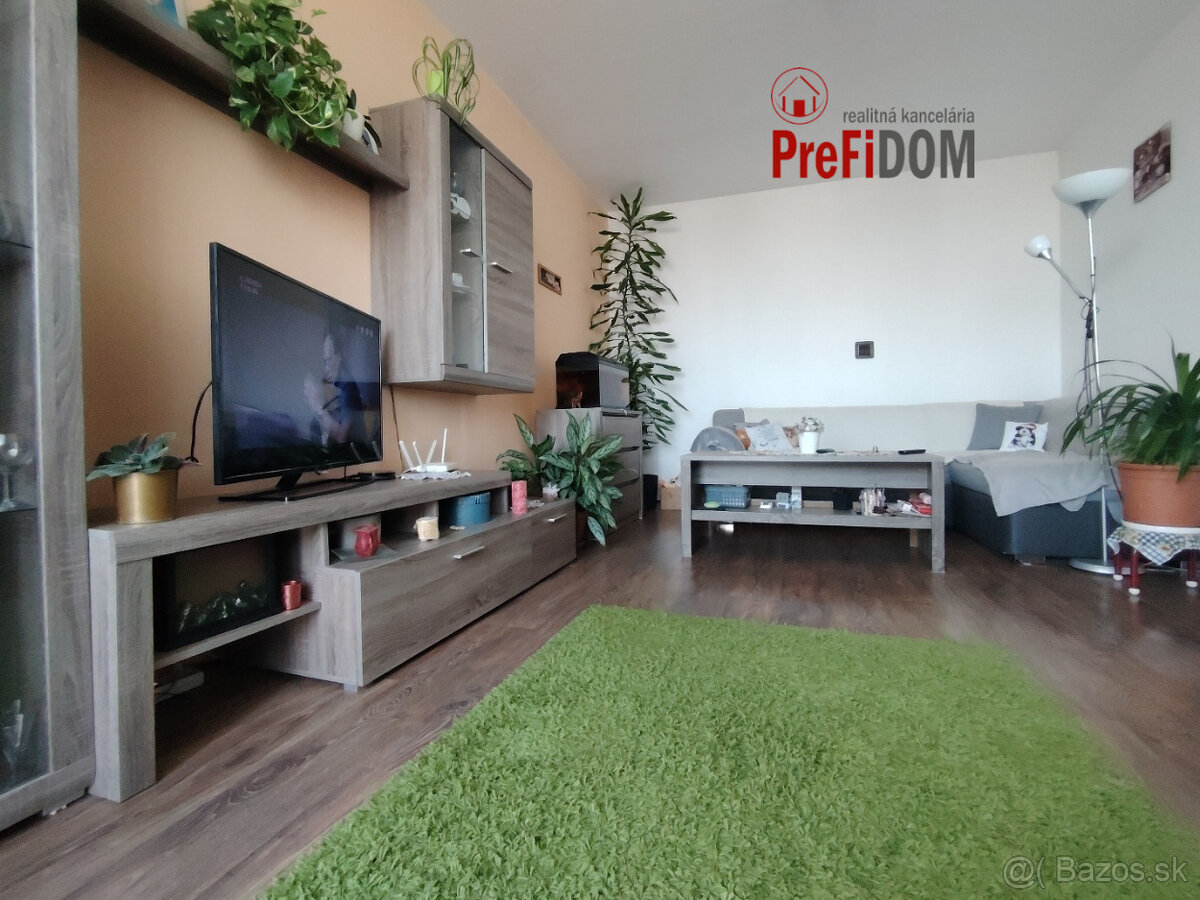 PREDAJ 4 izbový byt po rekonštrukcii s BALKÓNOM Nové Zámky.