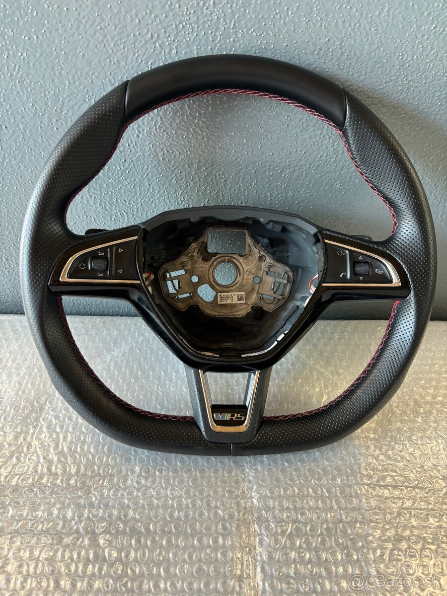 Skoda volant zrezany dsg cerveny