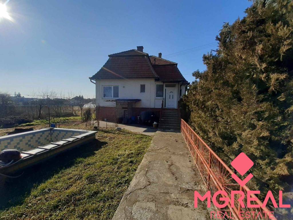 4izbový rodinný dom Veľký Kýr