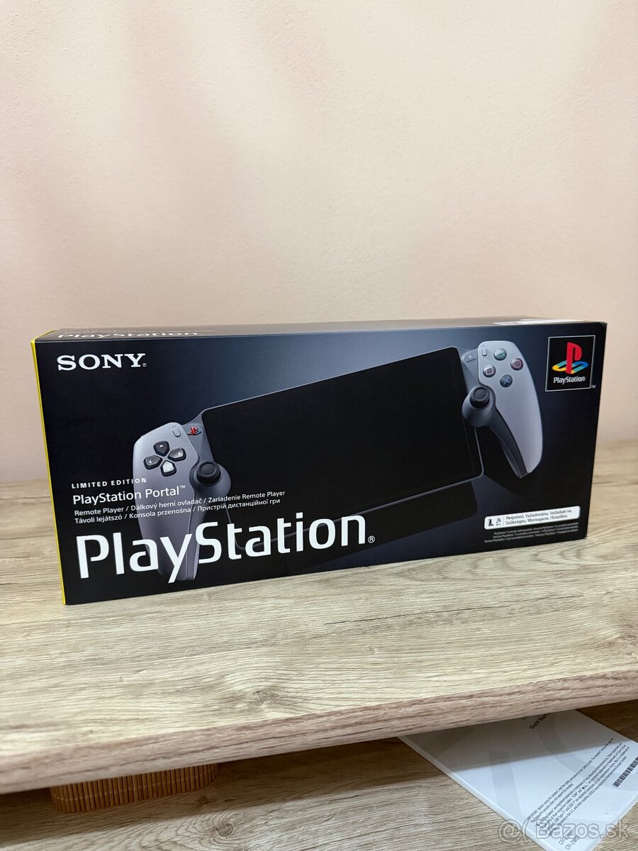 Playstation Portal 30th Anniversary Limited Edition