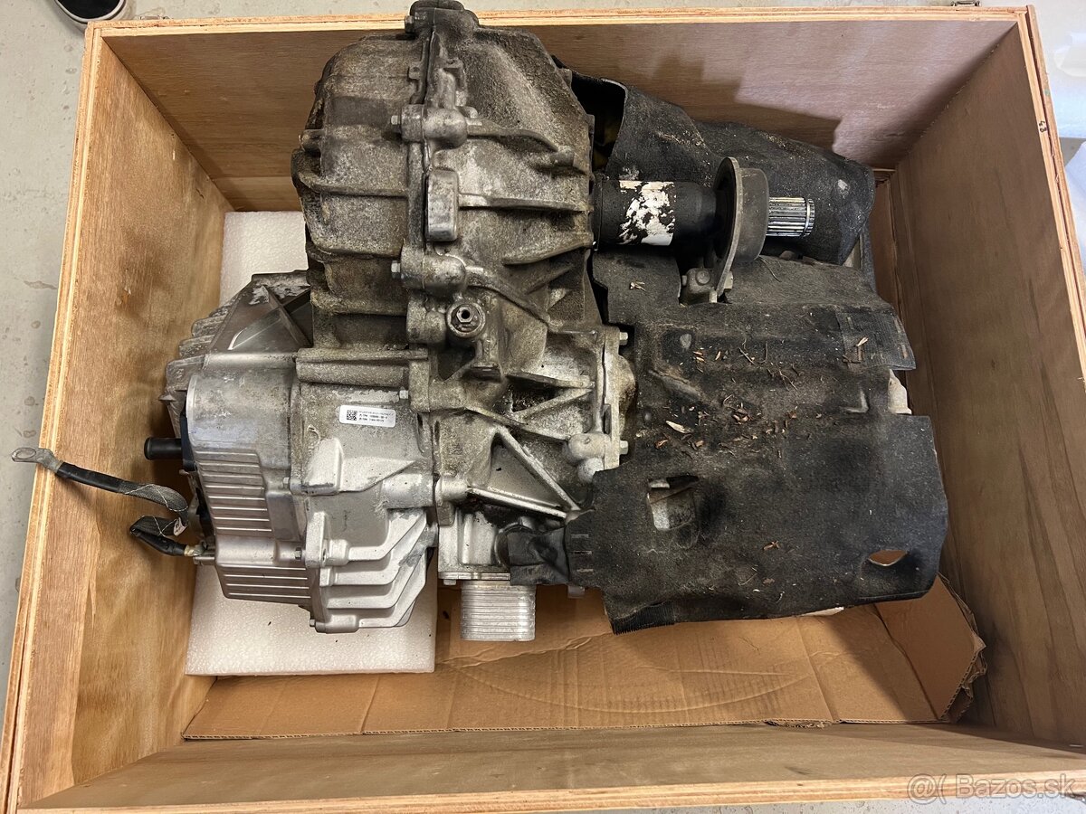 Tesla model S front drive unit 1035300-00-E