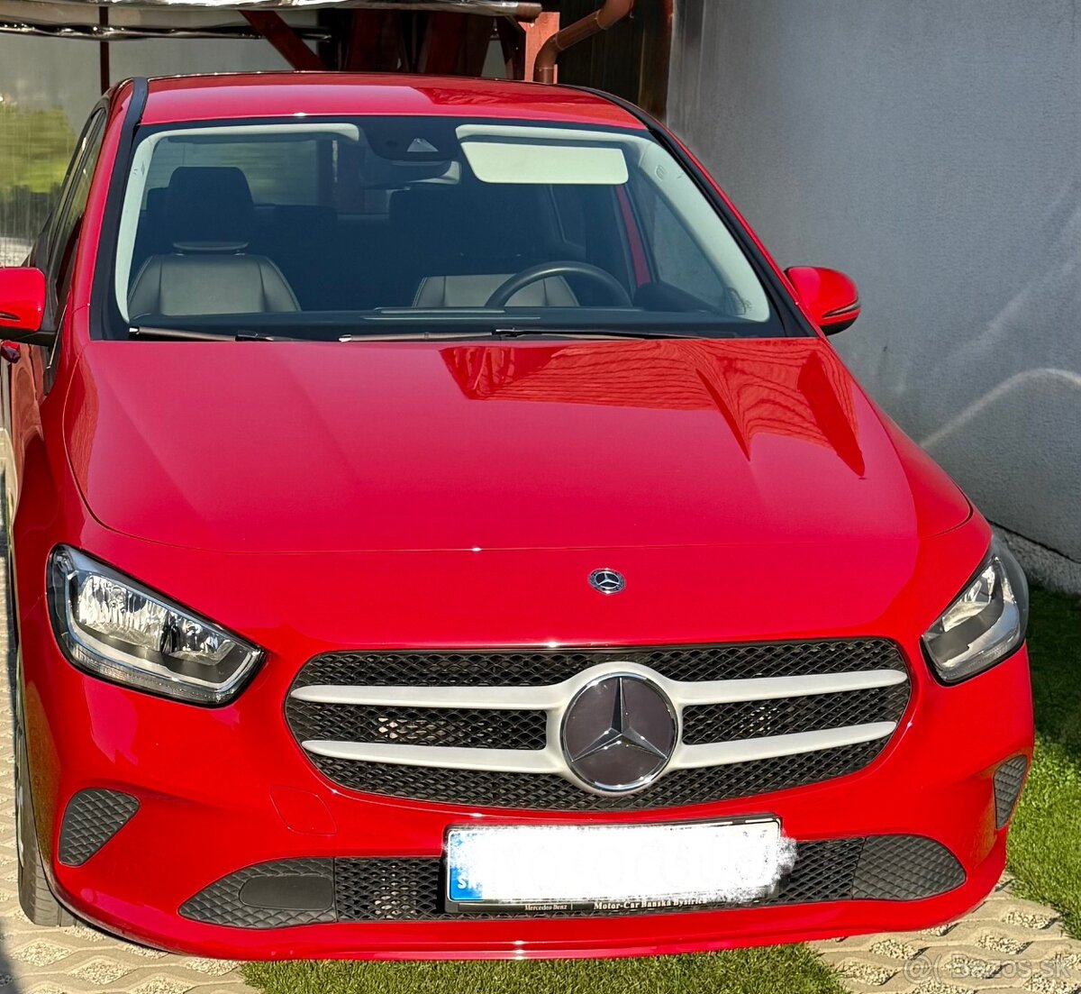 Mercedes Benz B 180