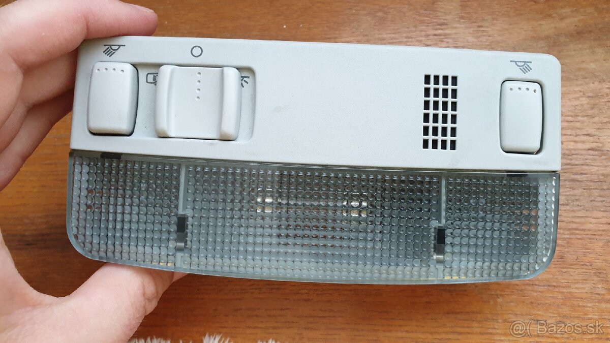 Stropné svetlo na Fabia 3