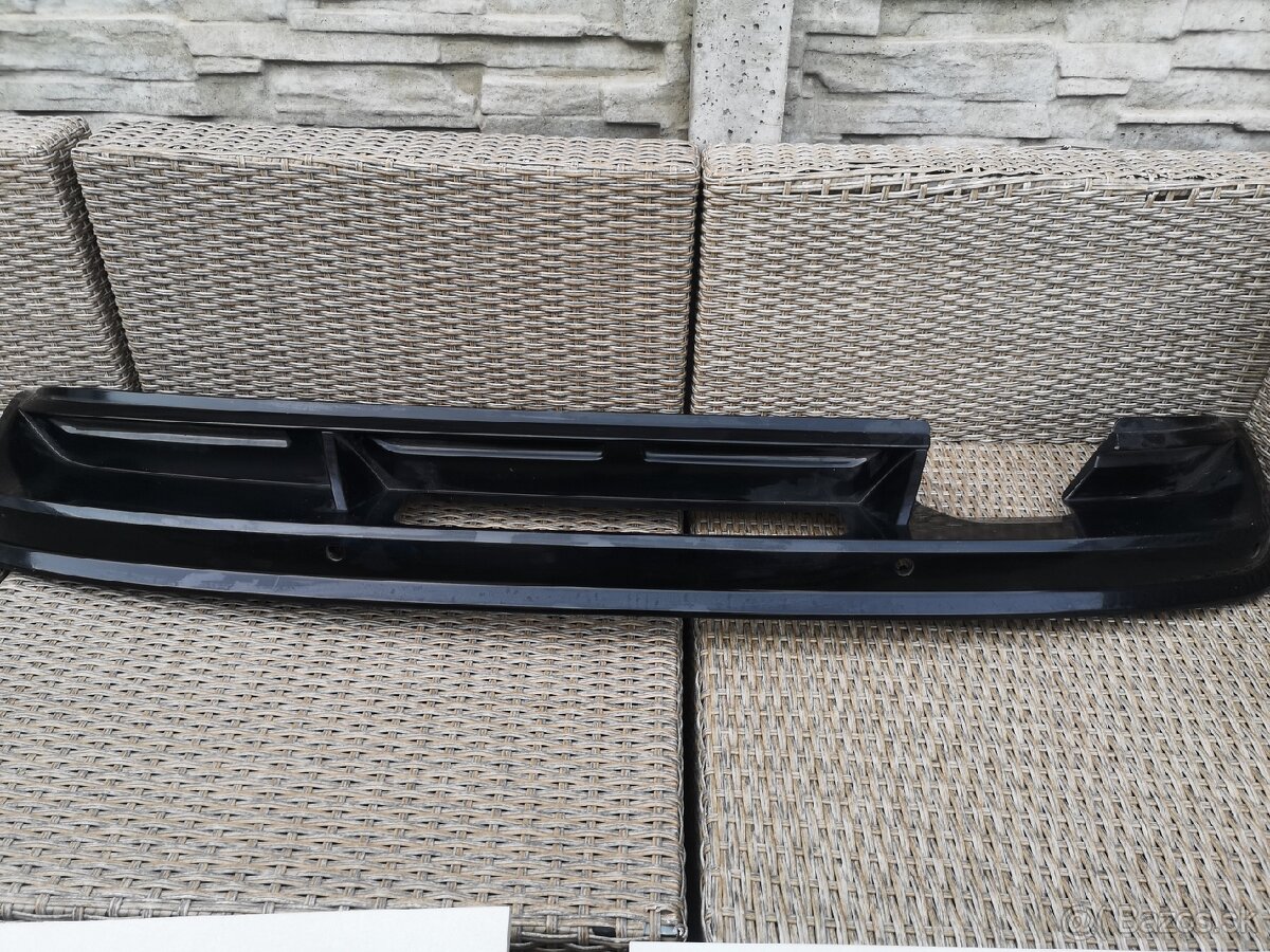 VW Tiguan R line Spoiler zadní