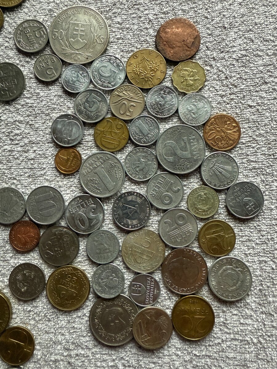 Predávam rôzne staré mince z viacerých krajín sveta