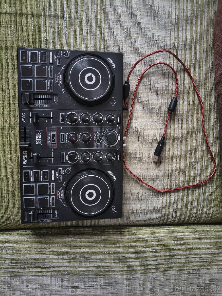 Hercules dj impulse 200