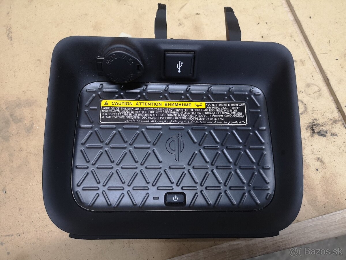 Toyota rav4 bezdrôtové nabíjanie