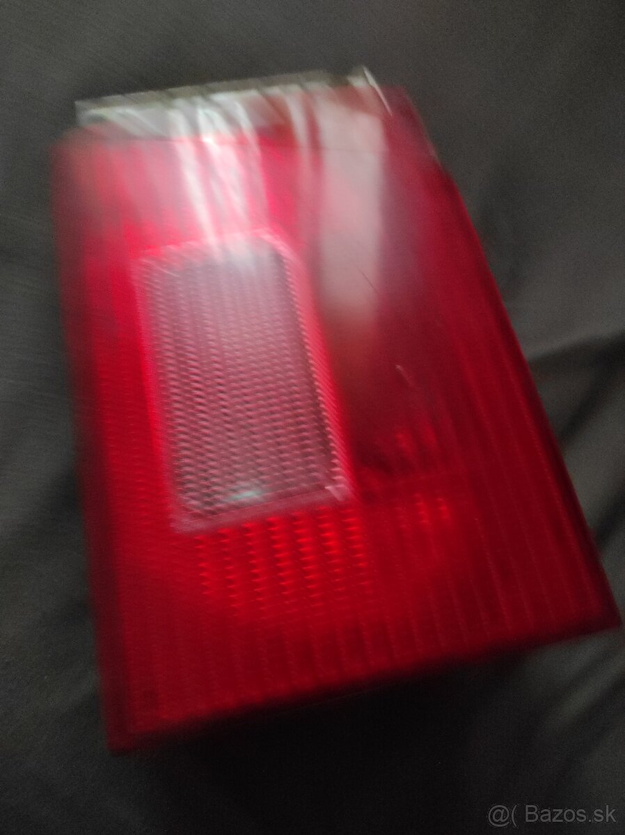 Seat Alhambra zadné svetlá