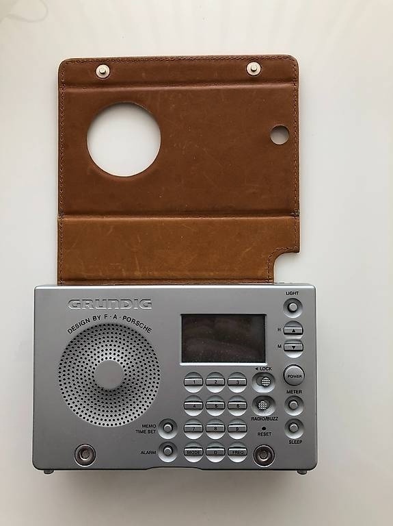 Rádio Grundig Yacht boy p 2000 KÚPIM