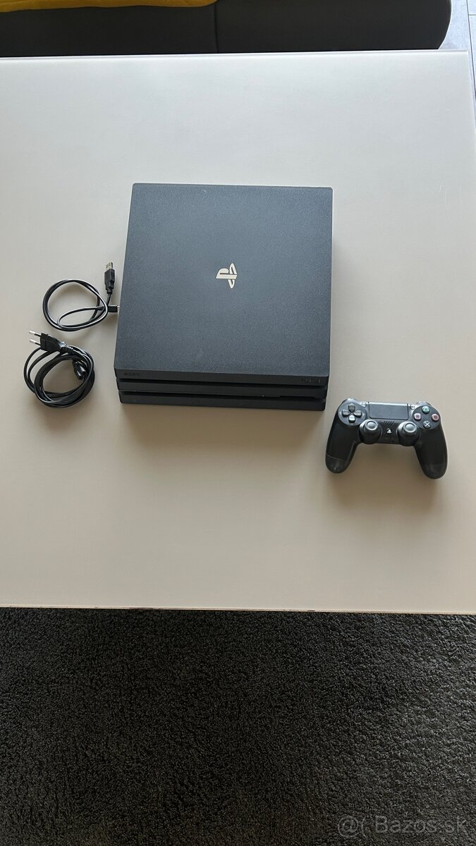 Ps4 Pro 1TB + ovladač