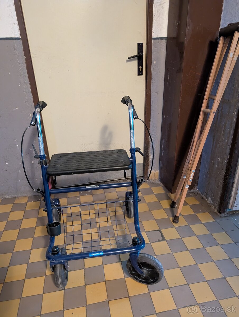 Darujem chodítko pre seniorov