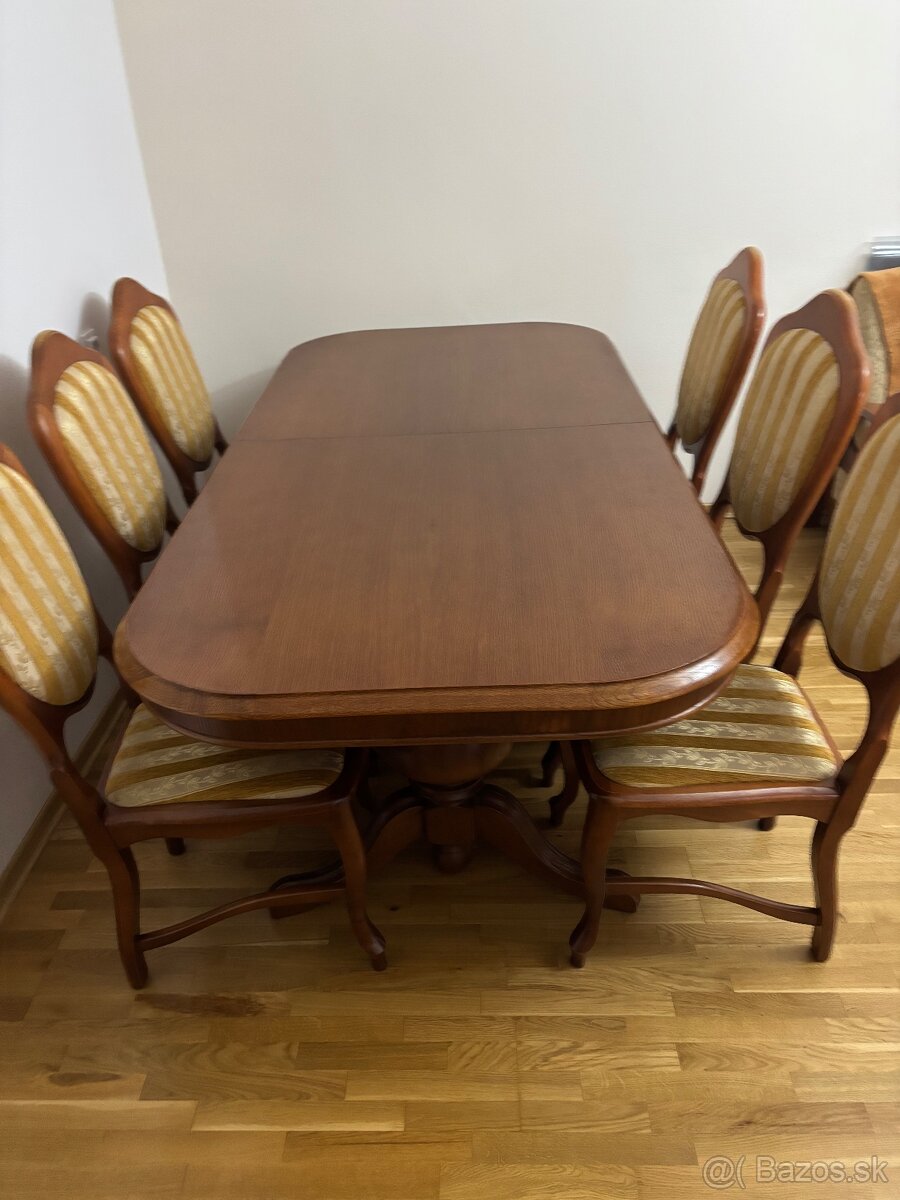 Jedálenský set