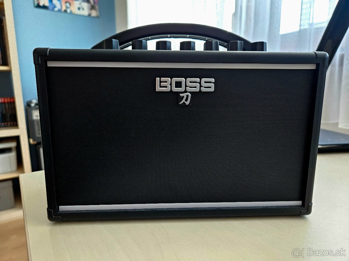 Boss Katana Mini + sieťový adaptér Mooer