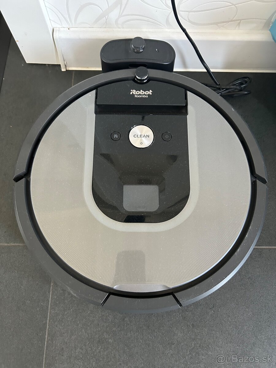 iRobot Roomba 960