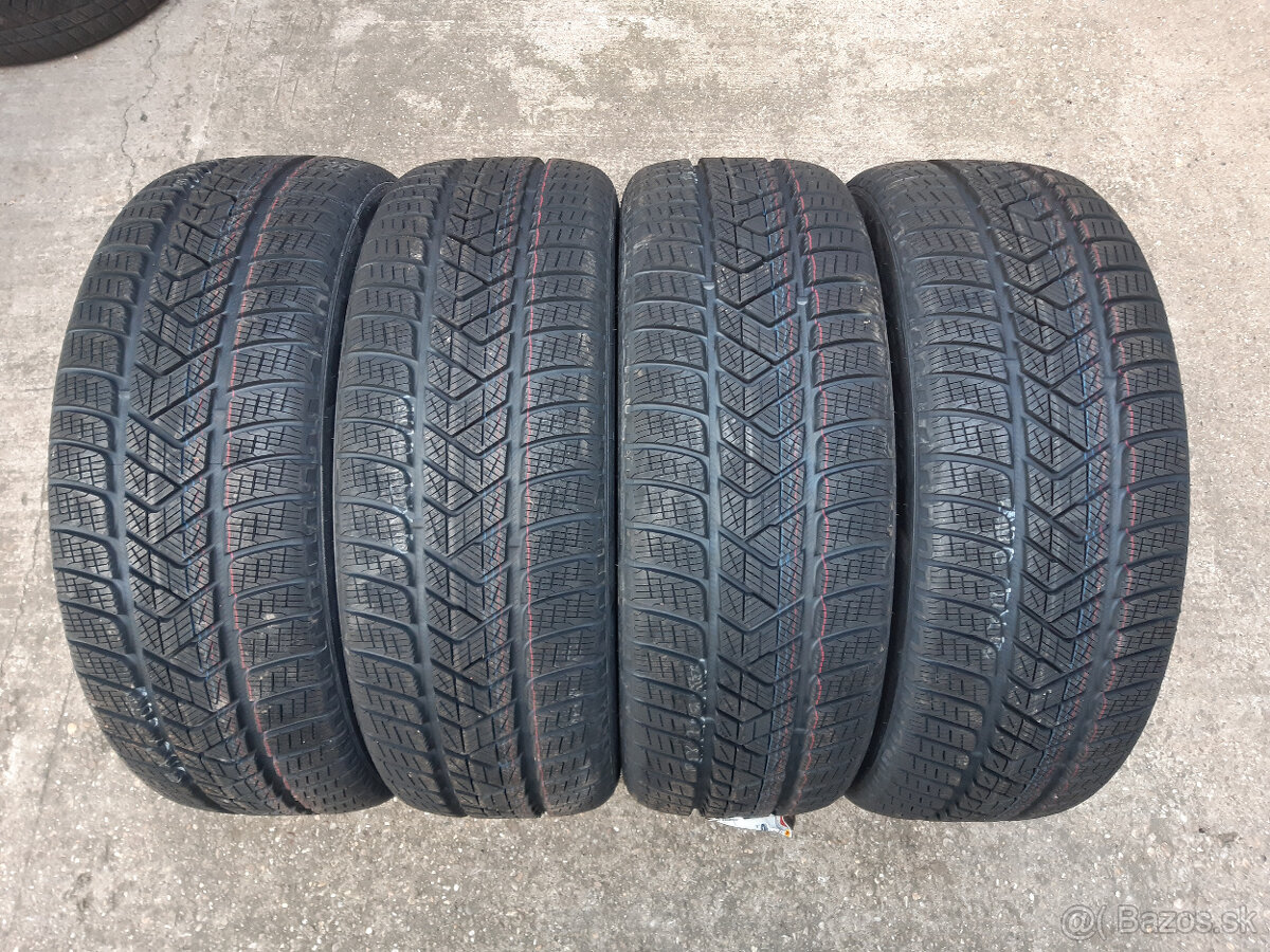 235/55 R19 - nové zimné Pirelli