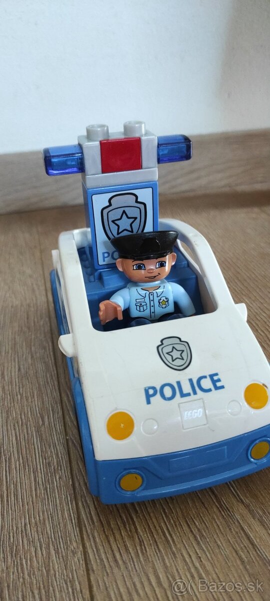 Policajné auto - lego duplo