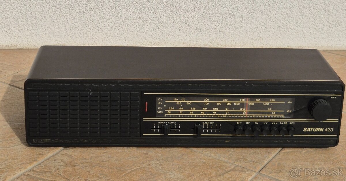 Rádio SATURN 423