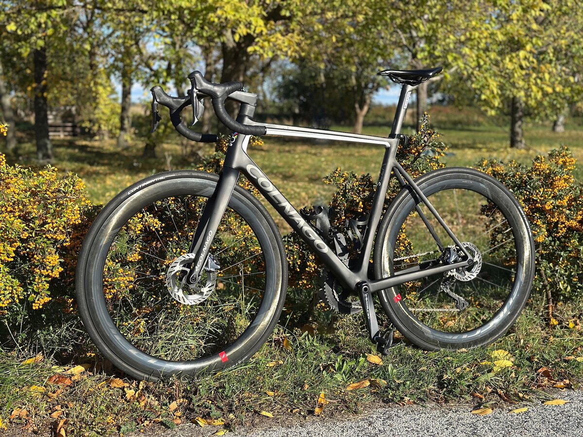 Predám cestný bicykel COLNAGO V3Rs 54s (56)