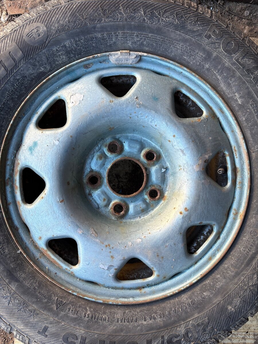 2x disky 5x114,3 r15 so zimnými gumami