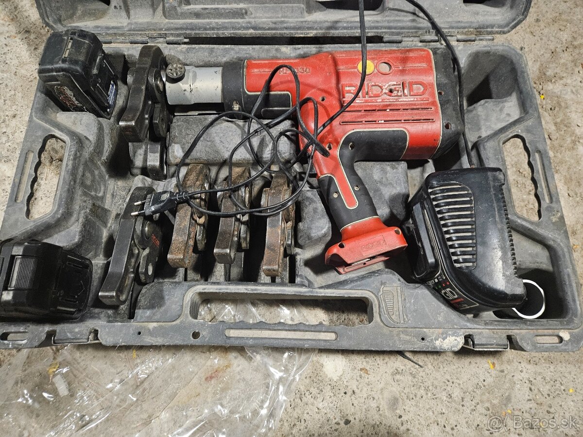 Lisovacie kleste Ridgid RP 330+v celuste