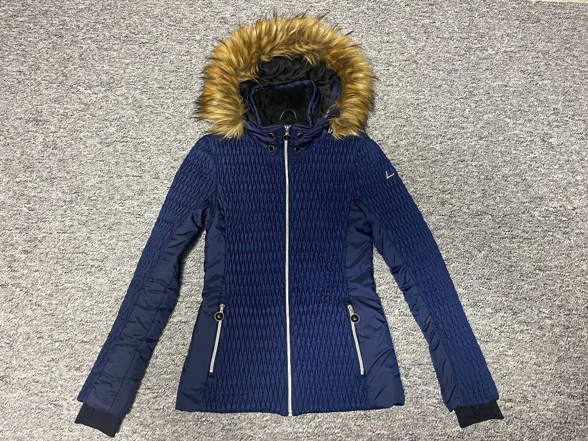 Bunda zimná zn. LUHTA